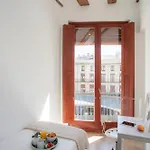 Singularstays Plaza Redonda Ii דירה