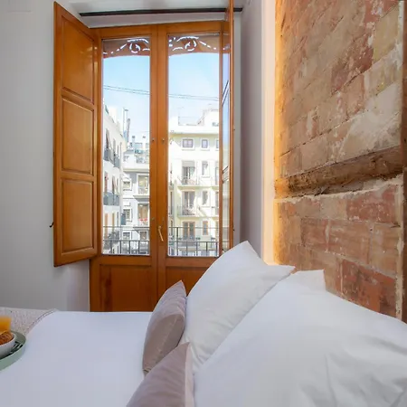 Singularstays Plaza Redonda Ii Apartman *